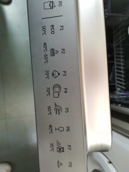 Máquina de lavar a loiça de marca Beko