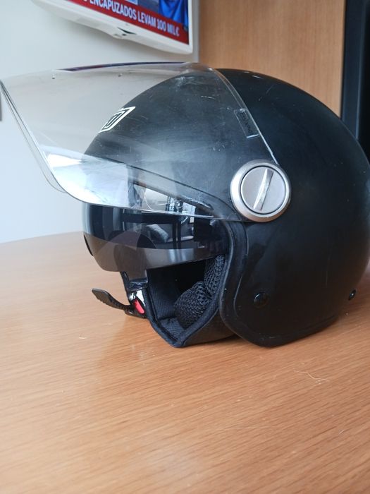 Vendo 2 capacetes jet