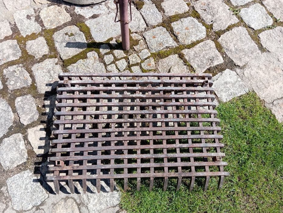 Ruszt do kominka solidny