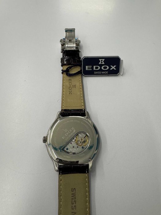 Новые Швейцарские часы    EDOX 72009 3