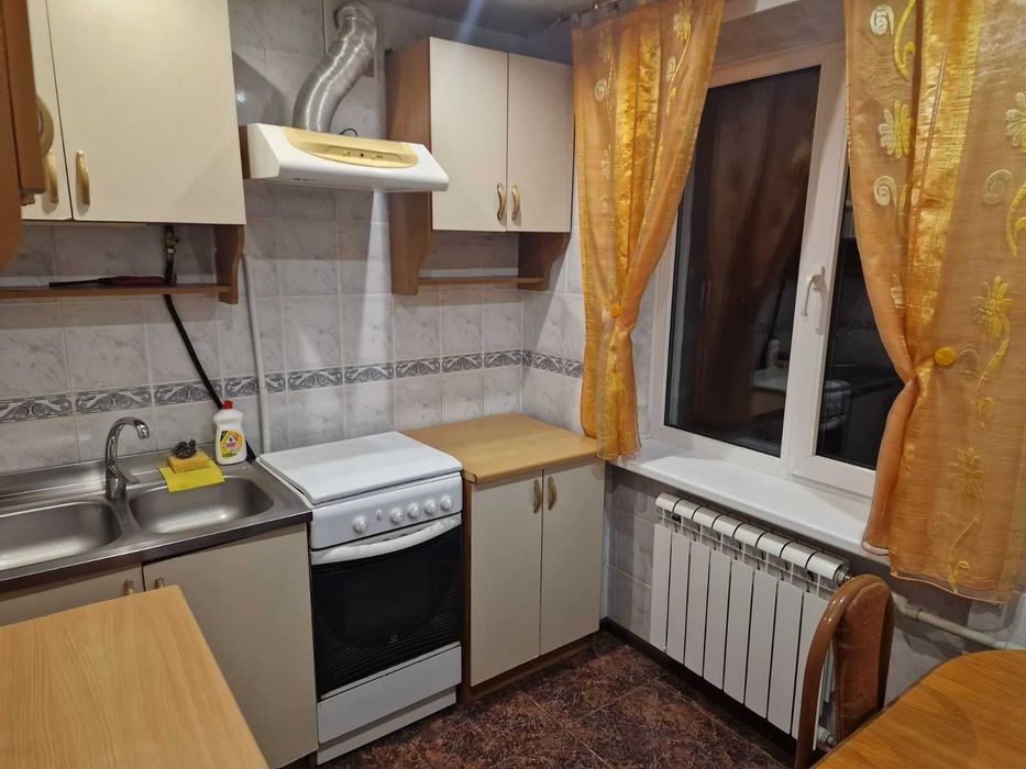 Оренда двокімнатної квартира на Мотелі