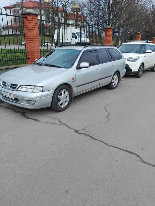 Продаж Nissan primera