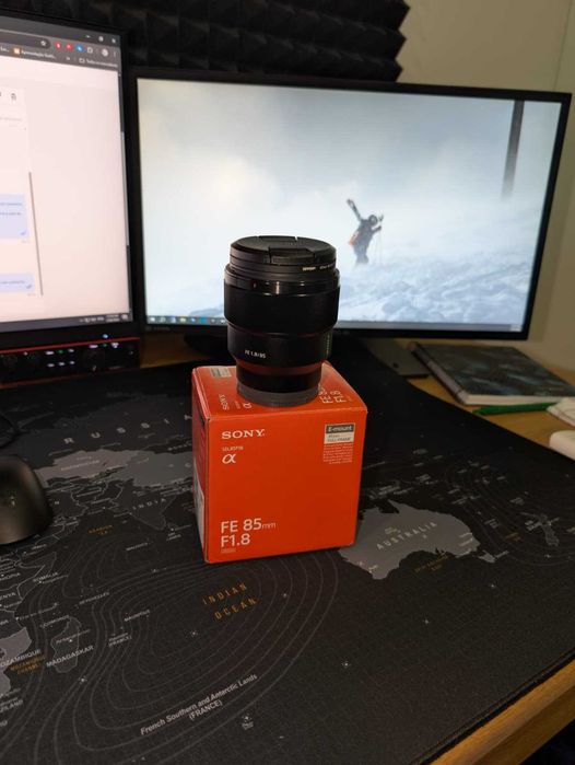 Sony FE 85mm f/1.8