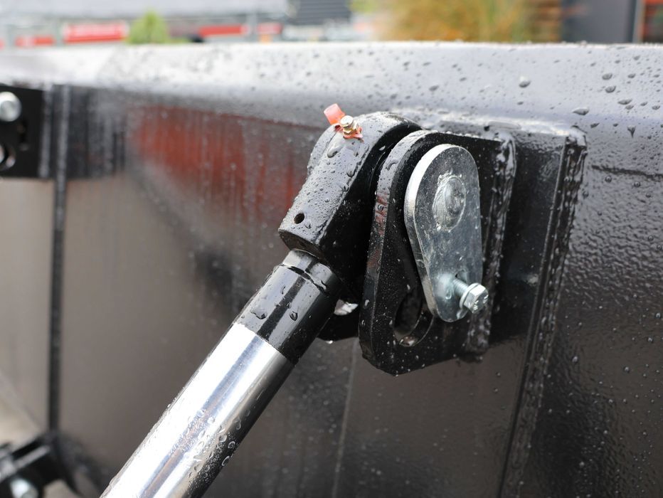 Łyżka karbowana na wózek widłowy hydrauliczna różne szerokości 1 - 2 m