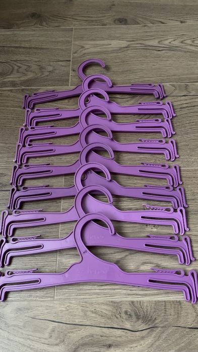 Вішаки наплічники тремпель