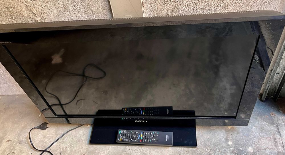 Televisão Sony KDL - 32BX300 Bravia