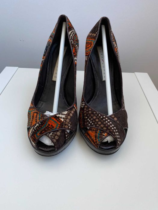 Par de sapatos  veludo colorido _ Pura Lopez