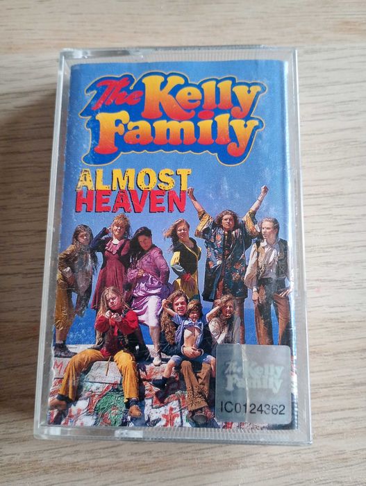Kelly Family -Almost Heaven (kaseta)