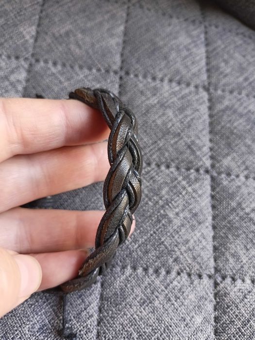 Bransoletka zaciągana z rzemienia warkocz