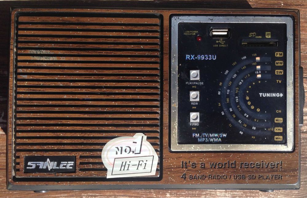 Радіо приймач приемникGOLON 9933 FM, USB, MicroCD,220 В