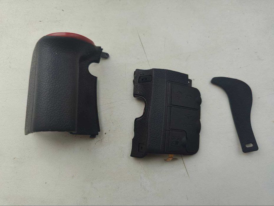 Nikon D600 (610) (детали корпуса)