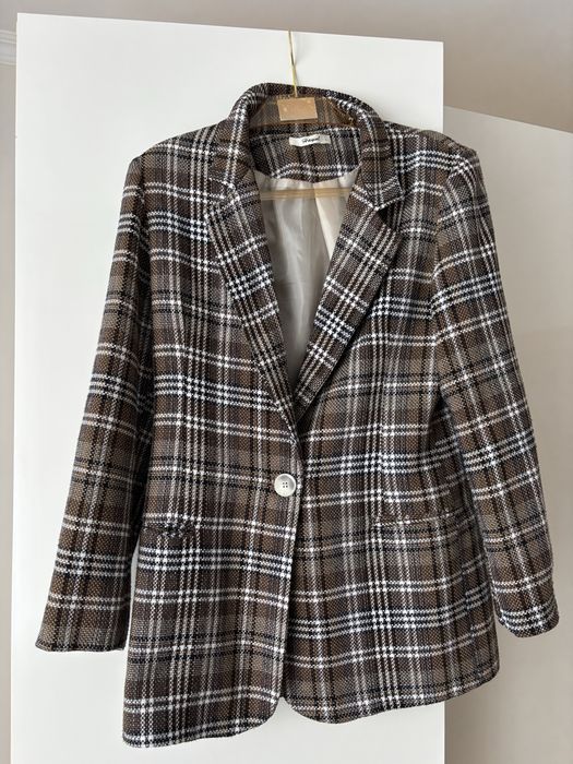 Піжжак у клітинку