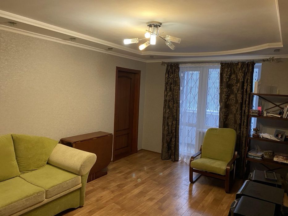 Здам 3- кімн.кв. по вул.Велика Набережна, 1Занасип, р-н  Пенсійн. фонд