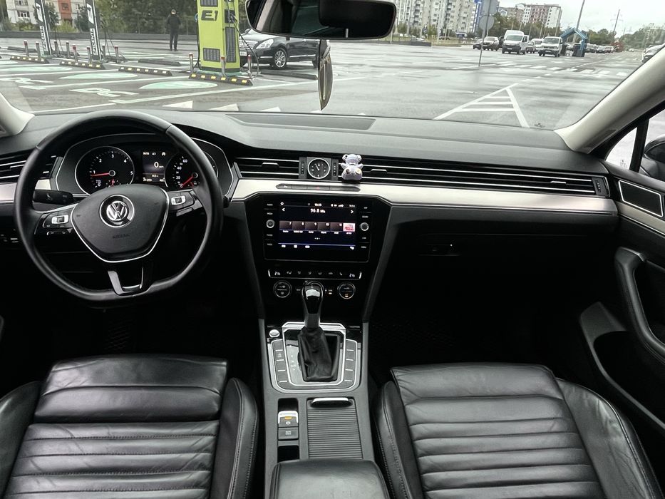 Volkswagen Passat 2015 VIN WVWZZZ3CZGE085783 фото оголошення 10 з 24