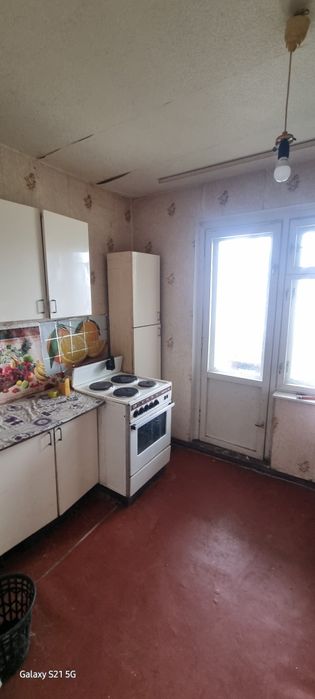 Продам 2х кімнатну квартиру проспект Червоної Калини 7