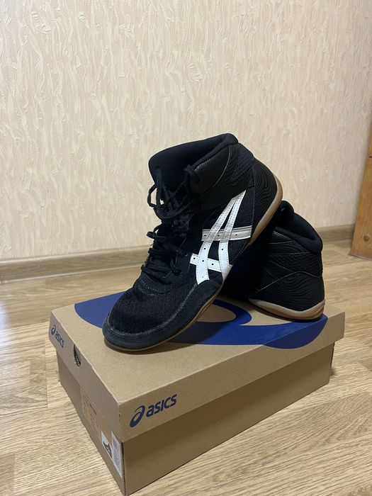 Борцівки asics matflex 7 42.5(27)