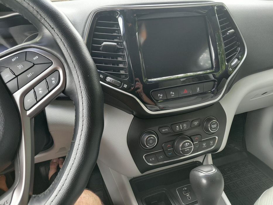 Jeep Cherokee  3.2 2018