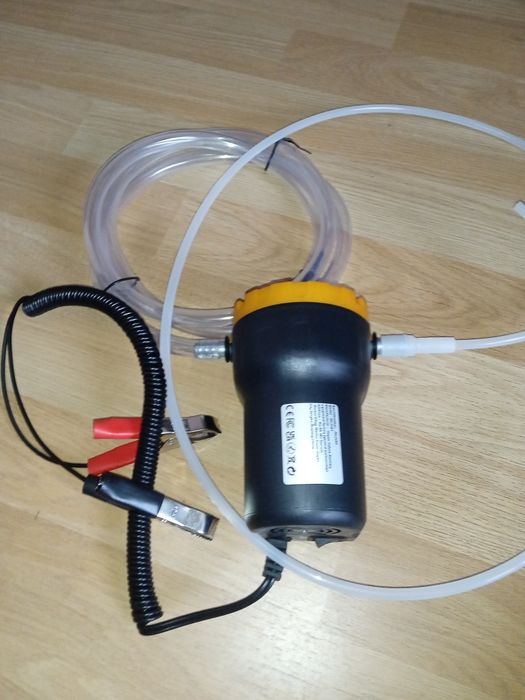 Насос масляный для откачки масла через щуп