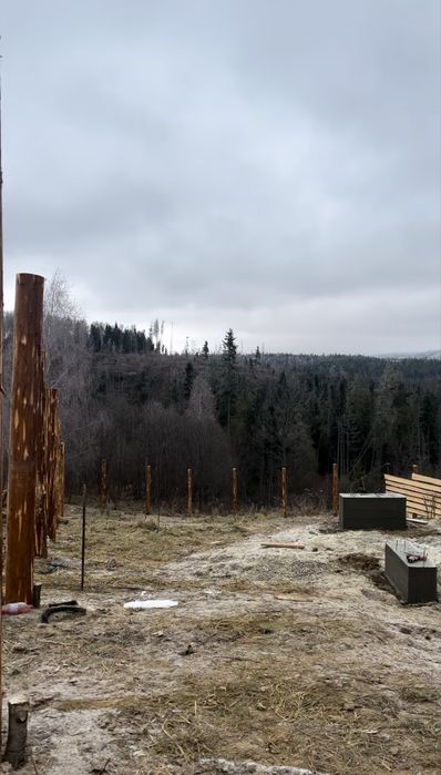 Продаж ділянки з фундаментом під котеджі у Карпатах, на горі