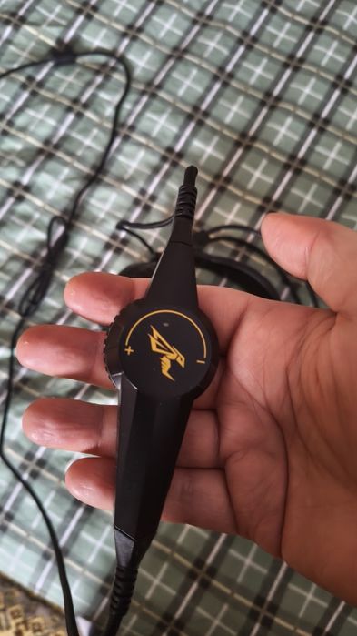 Продам гарнитуру Somic G941