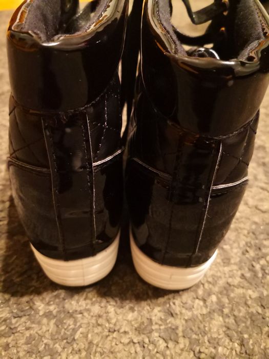 Czarne sneakersy
