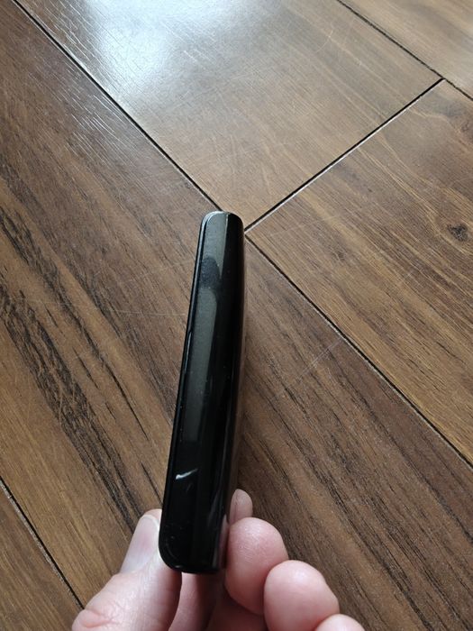 Sony Ericsson Xperia X10 (X10i) w kolorze czarnym.