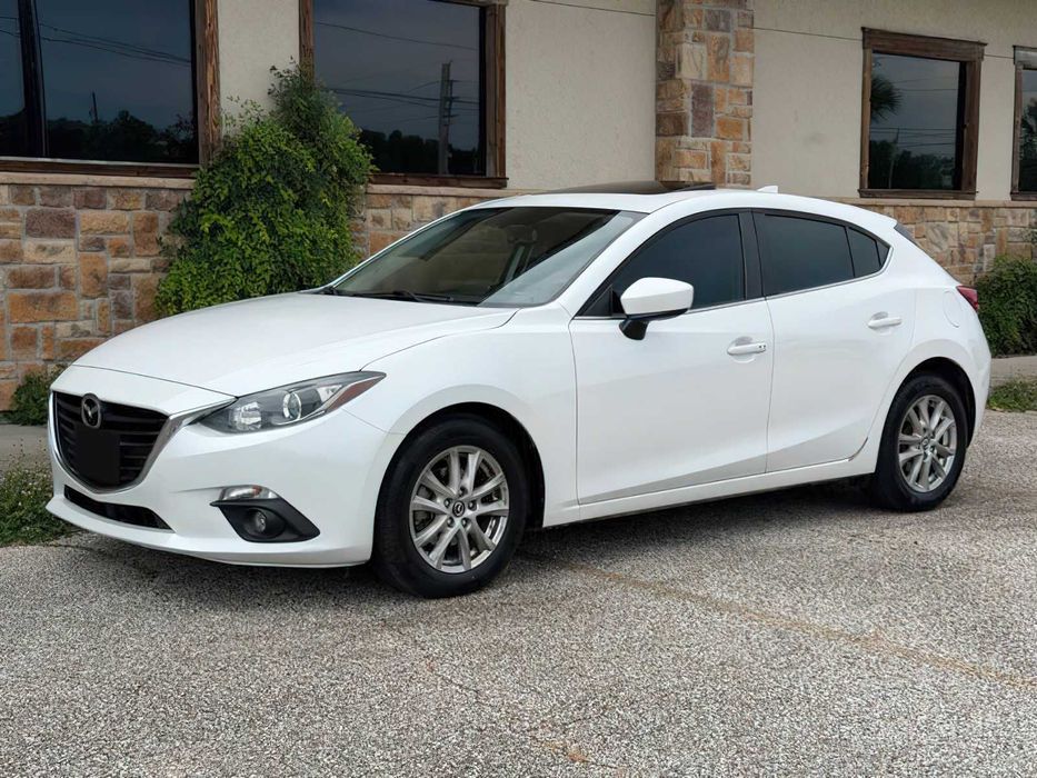 Mazda 3      2016