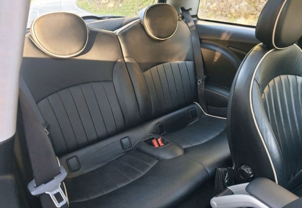 MINI Cooper D 1.6
