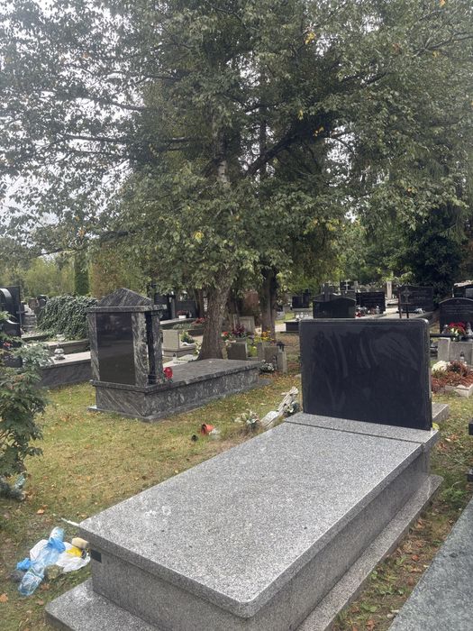 Odstapię kwaterę 4 osobową +[urny] Powązki Warszawa