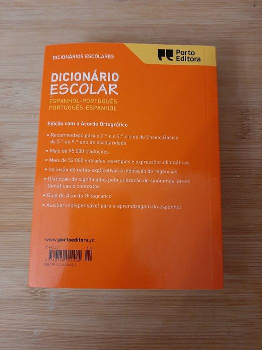 Dicionário escolar espanhol/português