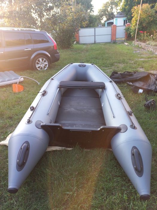 Комплект Риболова! Човен та Мотор