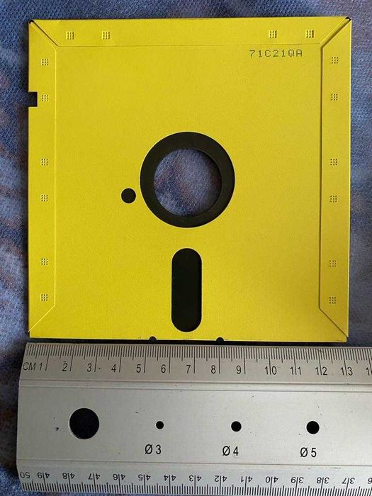 Dyskietki 5,25 CALA od starych komputerów PRL