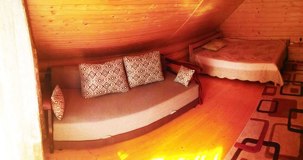 Дерев'яний котедж будинок