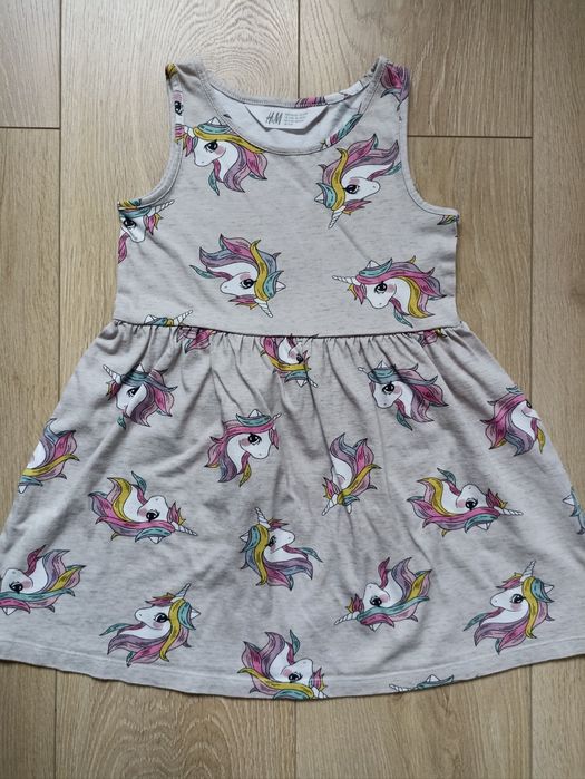 Sukienki dla dziewczynki 98/104