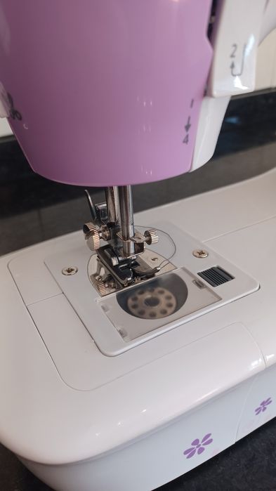 Máquina de costura.