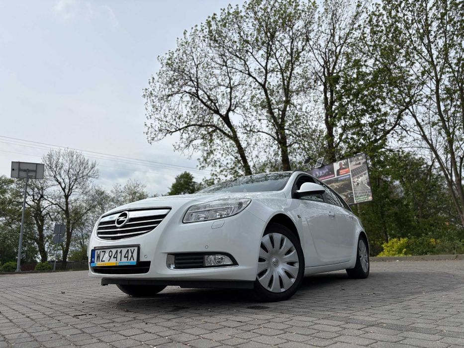 Opel Insignia Sports Tourer + Hak