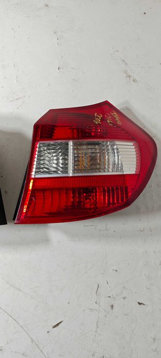 BMW SERIA 3 E90 2006 ROK Lewa i Prawa Lampa lewy i prawy tył