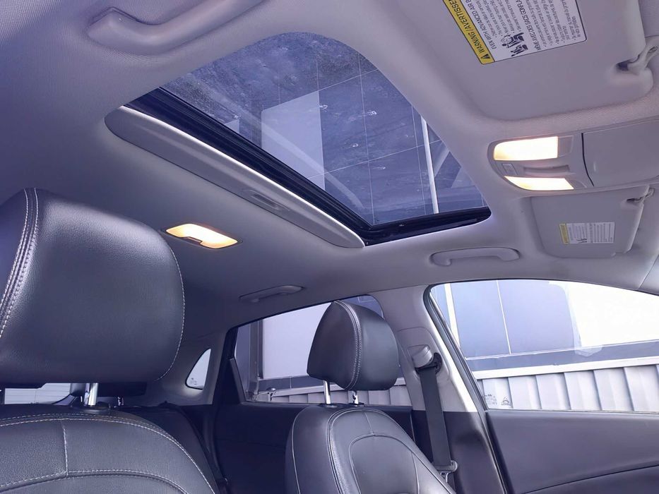Hyundai Kona      2019