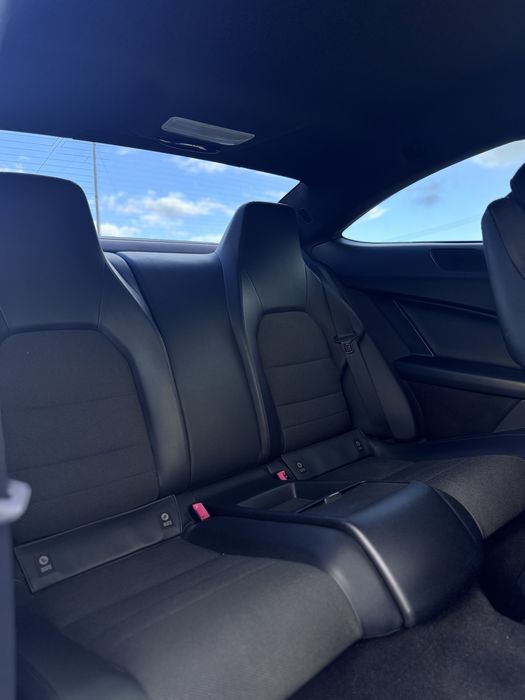 Mercedes-Benz C-Coupé C220 – 145.000 km | Automático 7G-Tronic