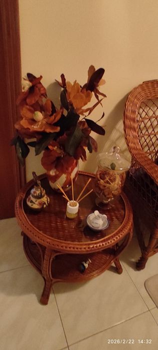 Móveis em vime quase novo