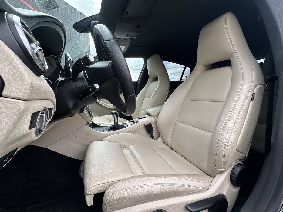 Mercedes-Benz CLA 180 — fotografia 7