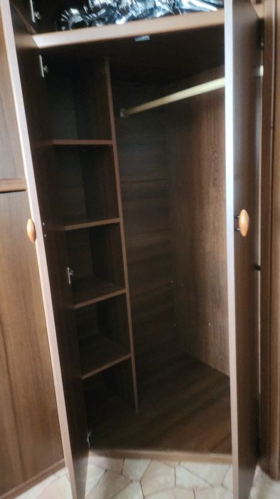 Шкаф кутовий розпашний самовивіз Крюківщина