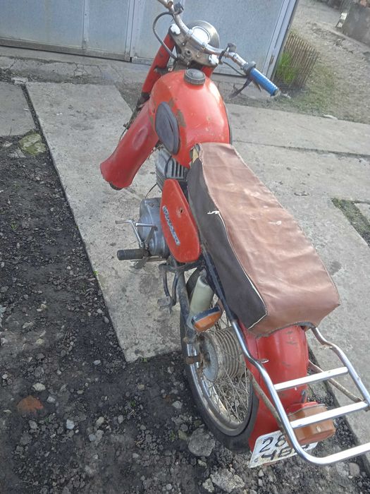 Продам мінск під реставрацію. З документами.