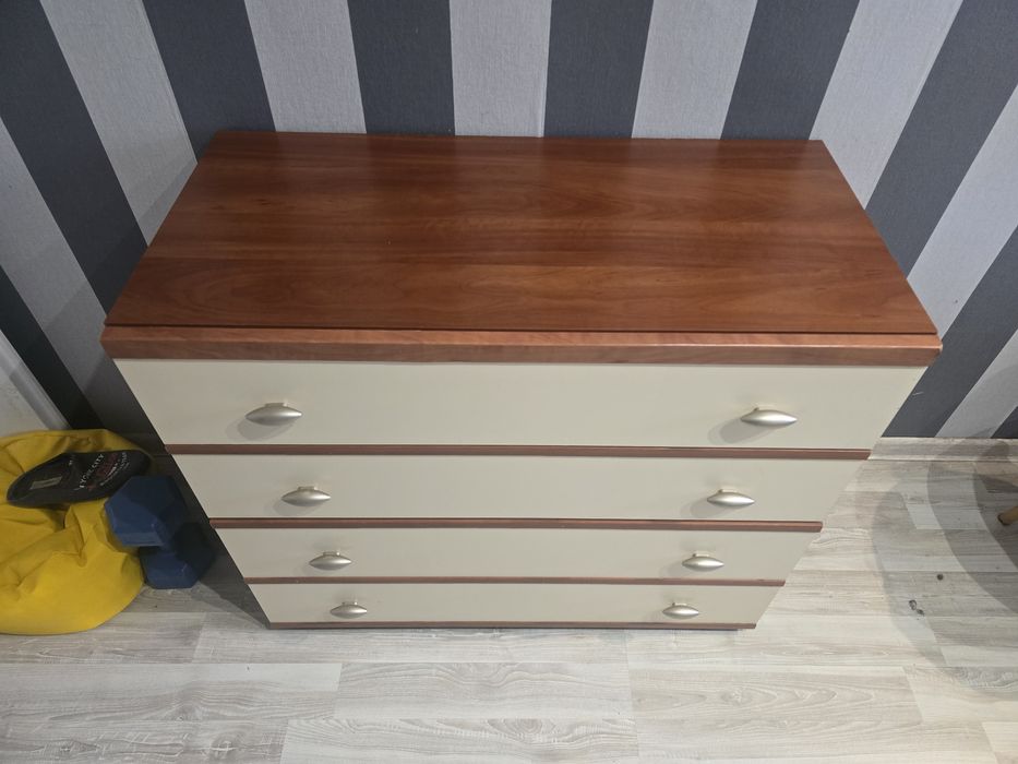 Komoda z szufladami vox