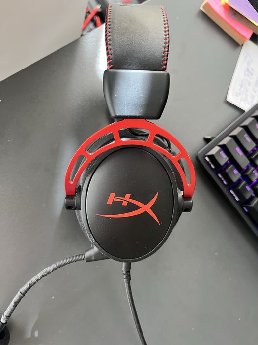 Продаю навушники HyperX Cloud Alpha