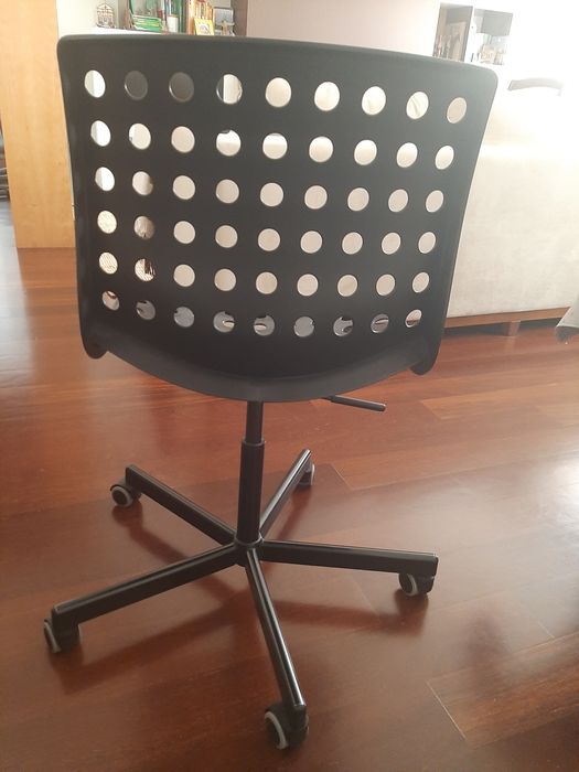 Cadeira de secretária, marca ikea