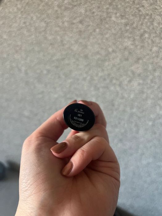 Szminka Gorgio Armani - nr 401