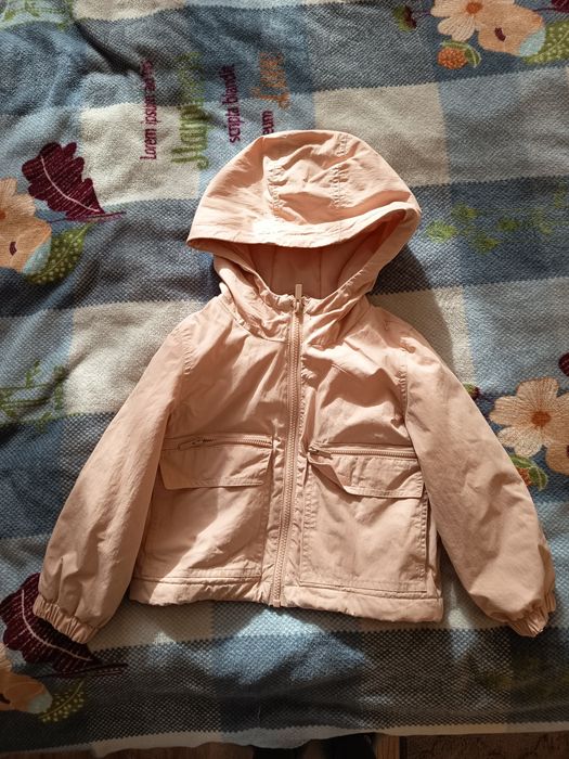 Дитяча куртка весняна