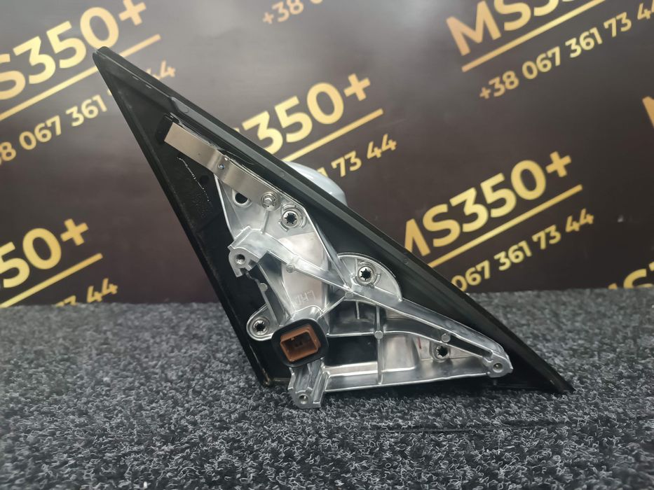 Зеркало ліве BMW G05    51165A497B1   Фарба: C4P