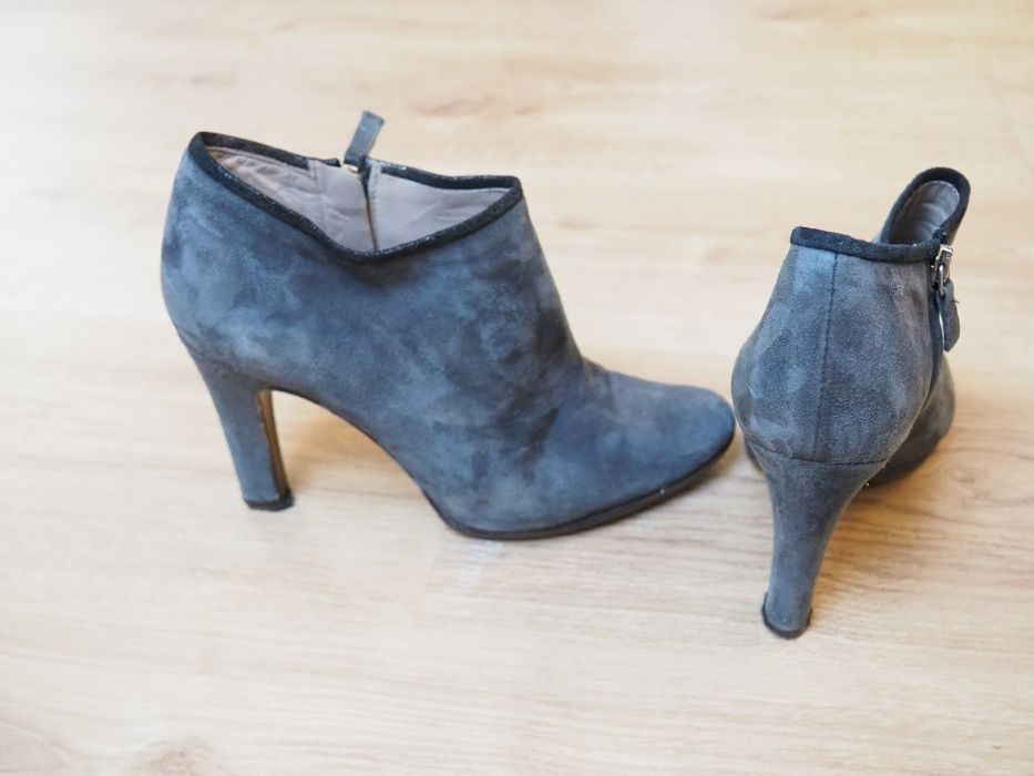 Botins Massimo Dutti cinza